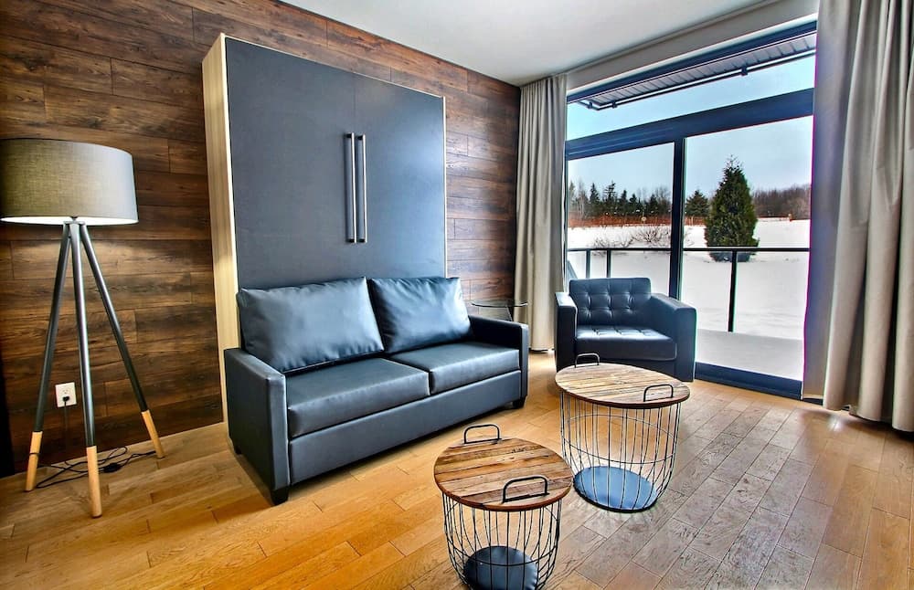 Junior Suite, 1 King Bed, Vineyard View