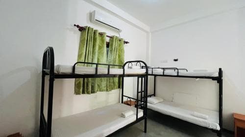 Bed in 6-Bed Mixed Dormitory Room
